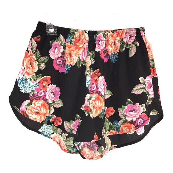 Black Floral Lingerie Shorts, Size M - Picture 8 of 8